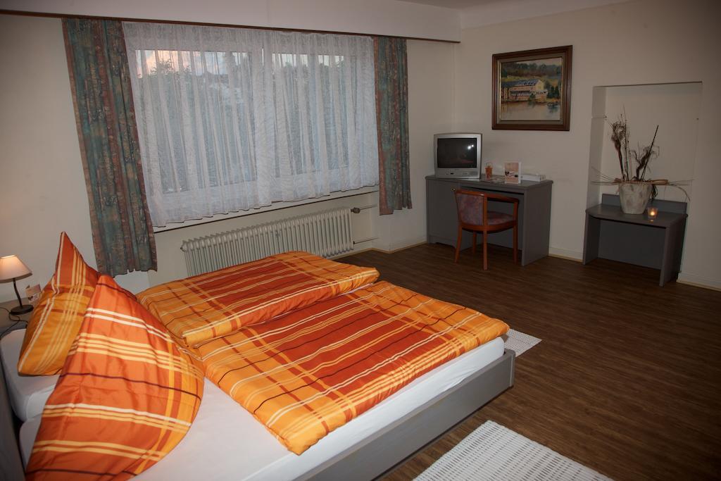 Auberge Du Chateau Stadtbredimus Номер фото