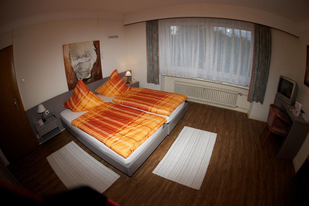 Auberge Du Chateau Stadtbredimus Экстерьер фото